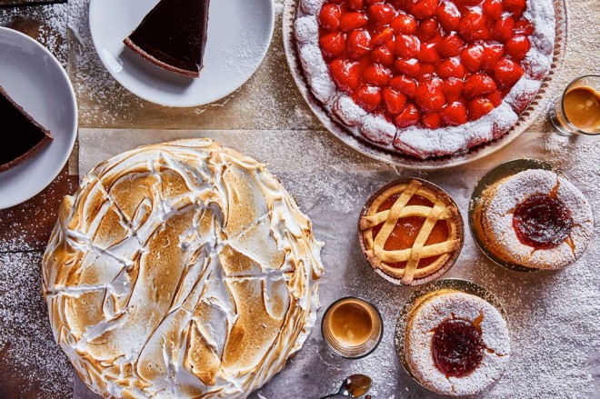 x[J[At[hAXC[cȂǂ̃j[[