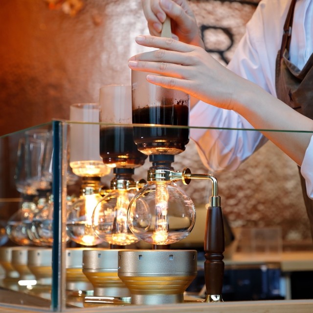 yR[q[zTCtH iHOT _720 `j