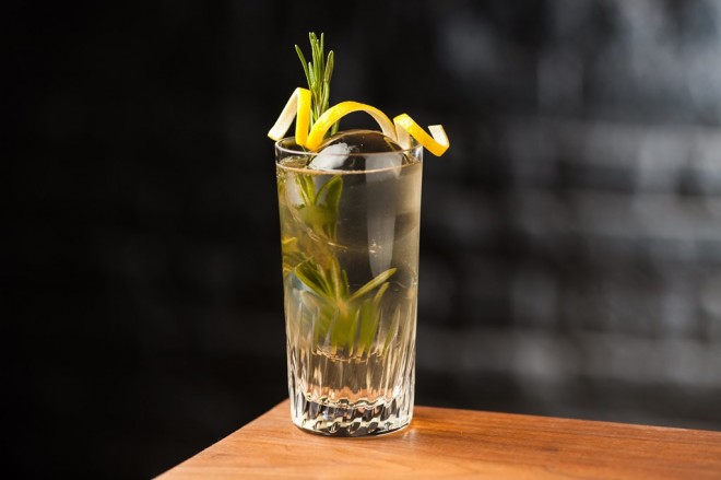 Vo[ j[h nC{[iICED 1,800jARRIVIAMO