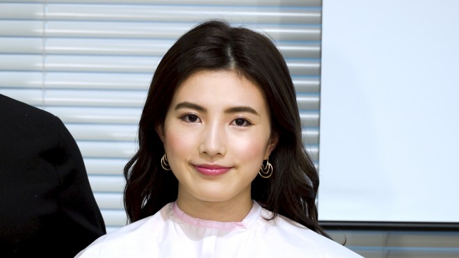 dグɁA~Xg󉻏ϐĂBЂƐU肷邾Ŋ̕\ʂ𐮂AςhB