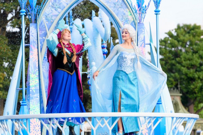 TDL�u�f�B�Y�j�[�E�N���X�}�X�E�X�g�[���[�Y�v2019 �iC�jDisney