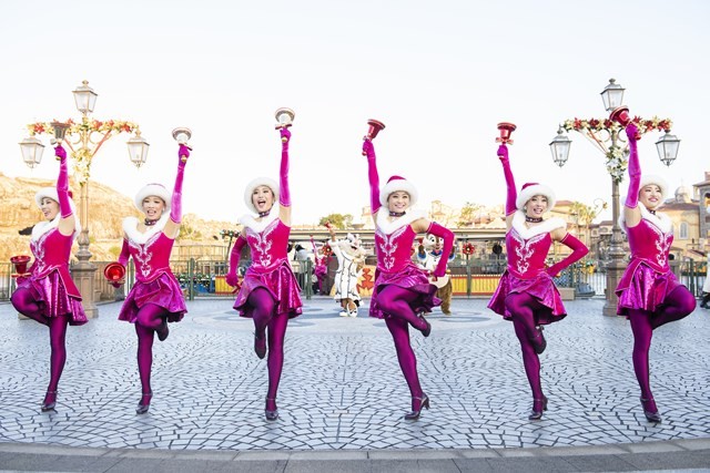 TDS�u�C�b�c�E�N���X�}�X�^�C���I�v2019 �iC�jDisney