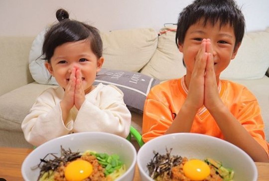 ���E������u���킢���v�̐����񂹂��Ă��邳�������