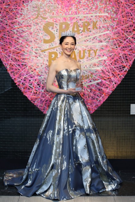 �w��10�� �����I�������R���e�X�g�x�t�@�C�i���X�g