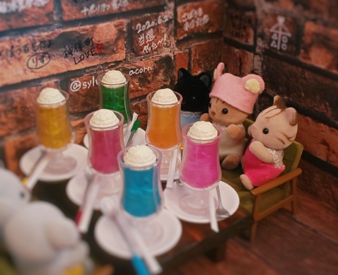 gȋiXŃN[\[_ސԂ񂽂i摜񋟁FG肷j