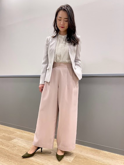 _uTeZbgAbv@O[W@WPbgF15,400@pcF10,780