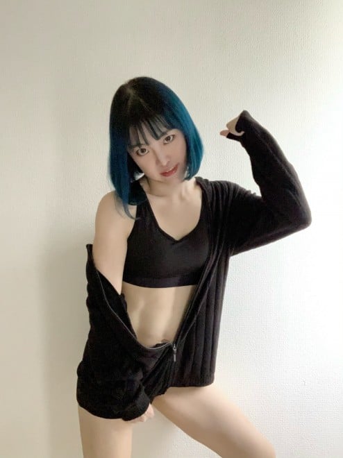 y_CGbgrtH[At^[z1N30LʂɐuK[̖{}G