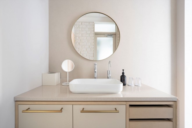 SqɃTEiEt́whotel hisocax