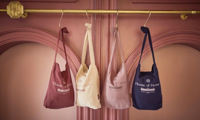 RZvgXgAwHouse of HermeinEX Iu Gjx