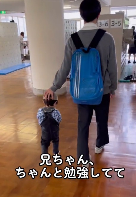 3Z̎ƎQςɏ߂ĖKꂽ2Β킳