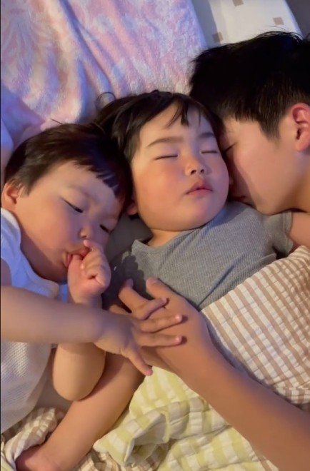 ij2΁A3΂̒킽ɓYQ15΂̒j