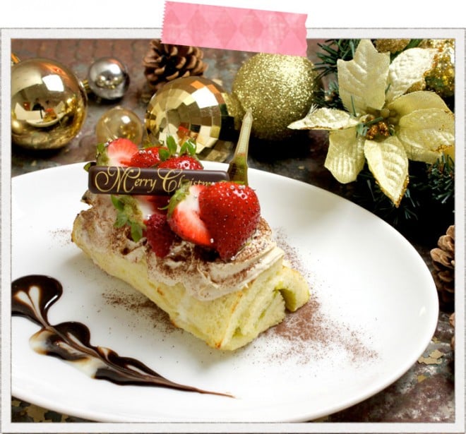 マスカルポーネとピスタチオクリームのクリスマスロールフレンチトースト