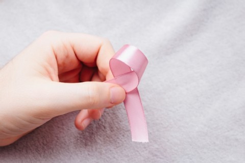若くても意識を、「乳がん」予防＆早期発見のためにできること
