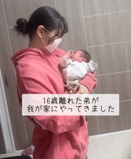 TlC yLbYz16΍AƉ߂鍂1̎p180ĐuȂėD܂Ȃvu˂˔Iv